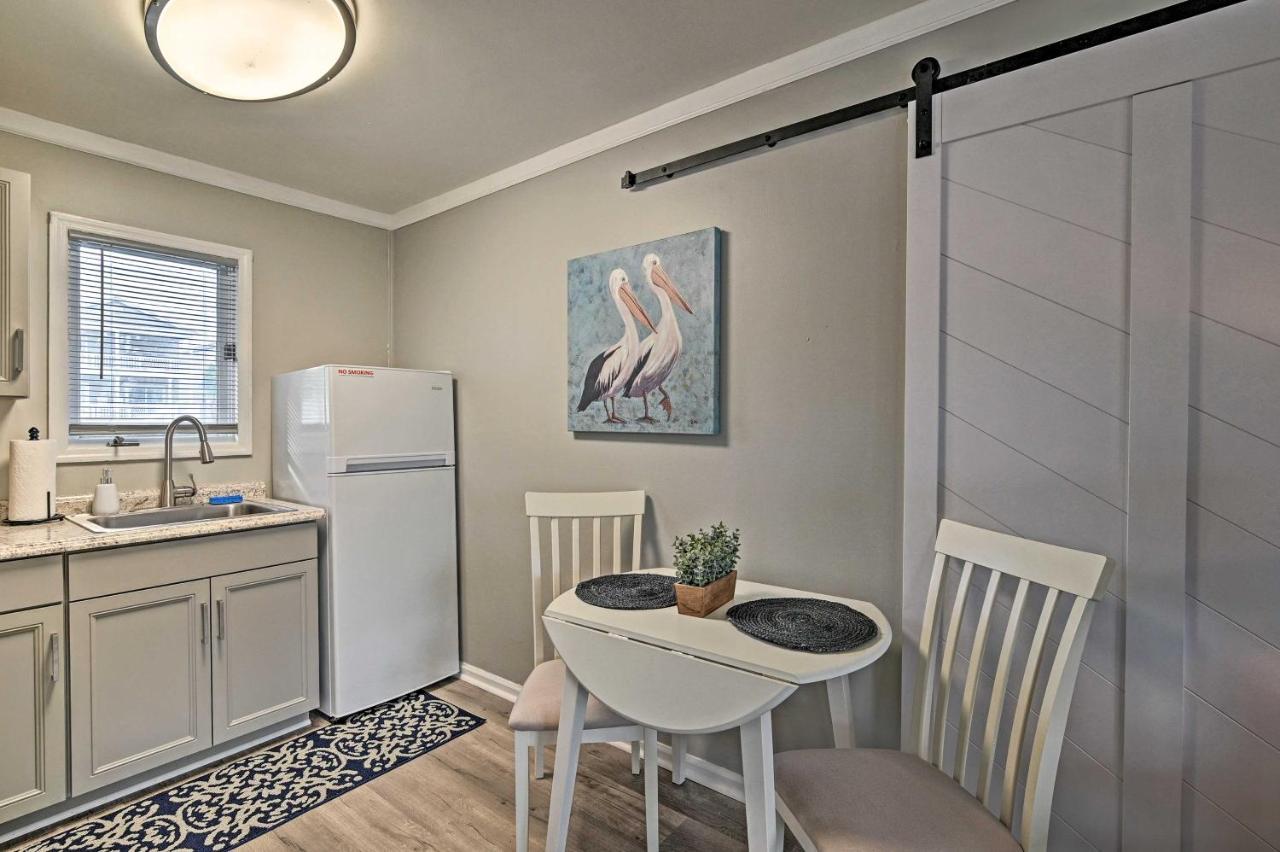 Surfside Beach Couples Retreat With Balcony! شاطئ ميرتل المظهر الخارجي الصورة